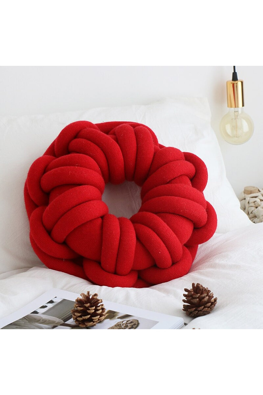 Yarn Knot Pillow | Bowlift