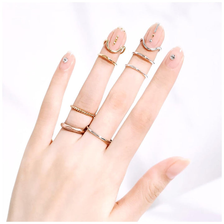 BowLift | Sleek Line Gothic Metal Thin Nail Rings