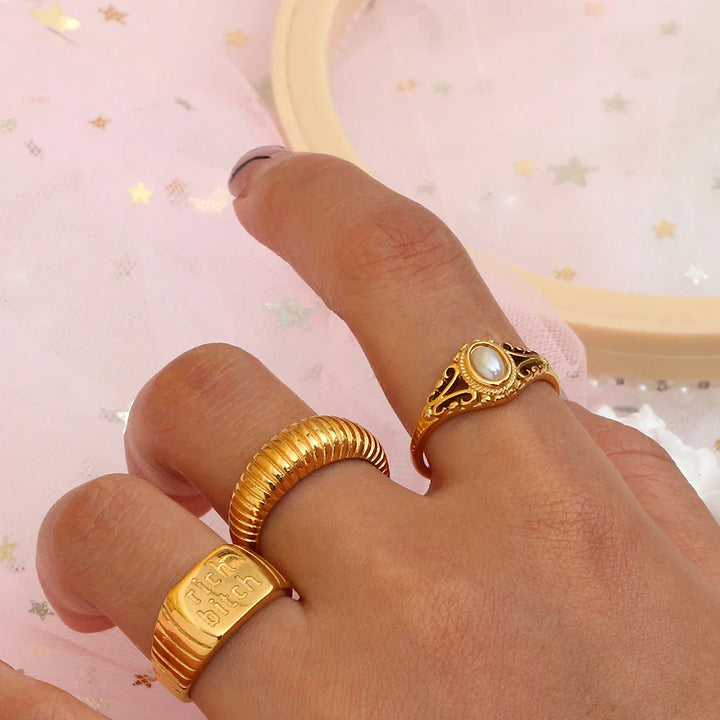 BowLift | 18k Vintage Inspired Pearl Ring