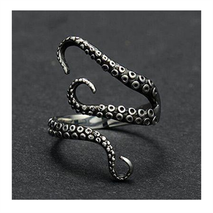 BowLift | Black Retro Resizeable Gothic Snake Ring