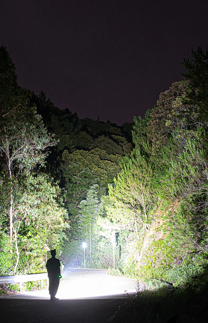 BowLift | Ultra Powerful LED Rechargeable Flashlight