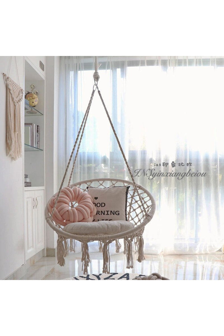 Yarn Knot Pillow | Bowlift