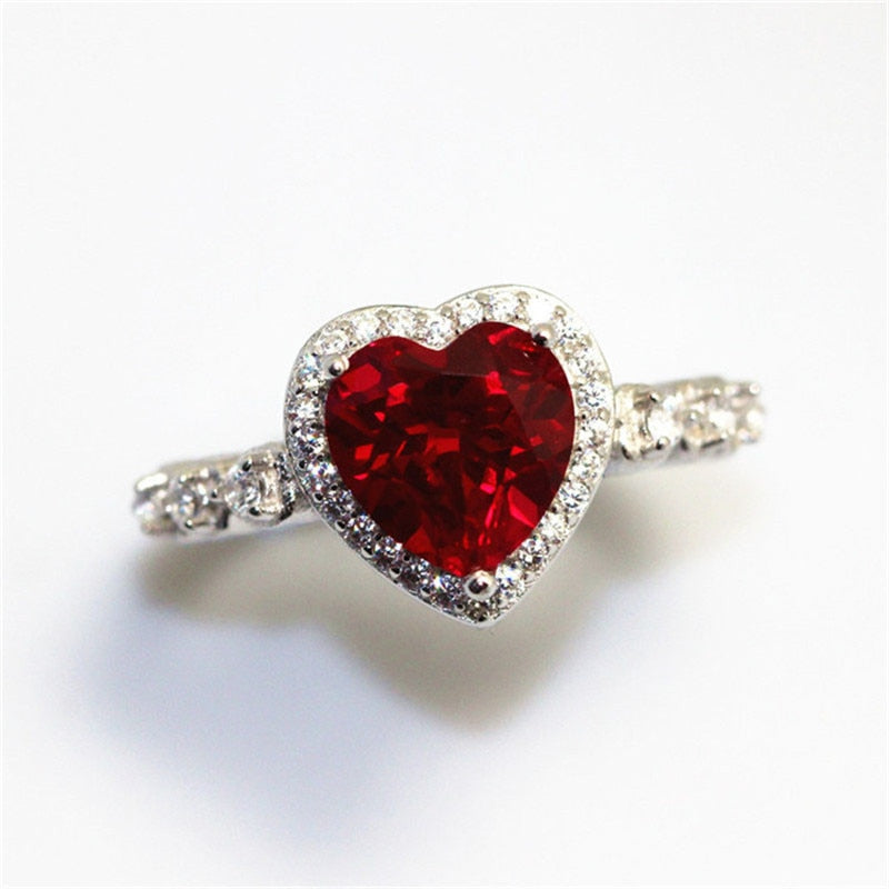 BowLift | Heart Zirconia Ring