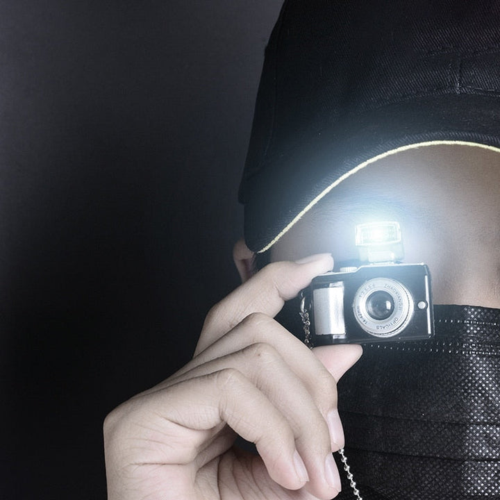 BowLift | Vintage Camera Shaped Flashlight Necklace