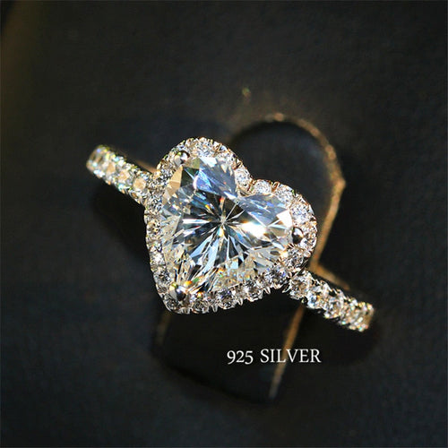 BowLift | Heart Zirconia Ring