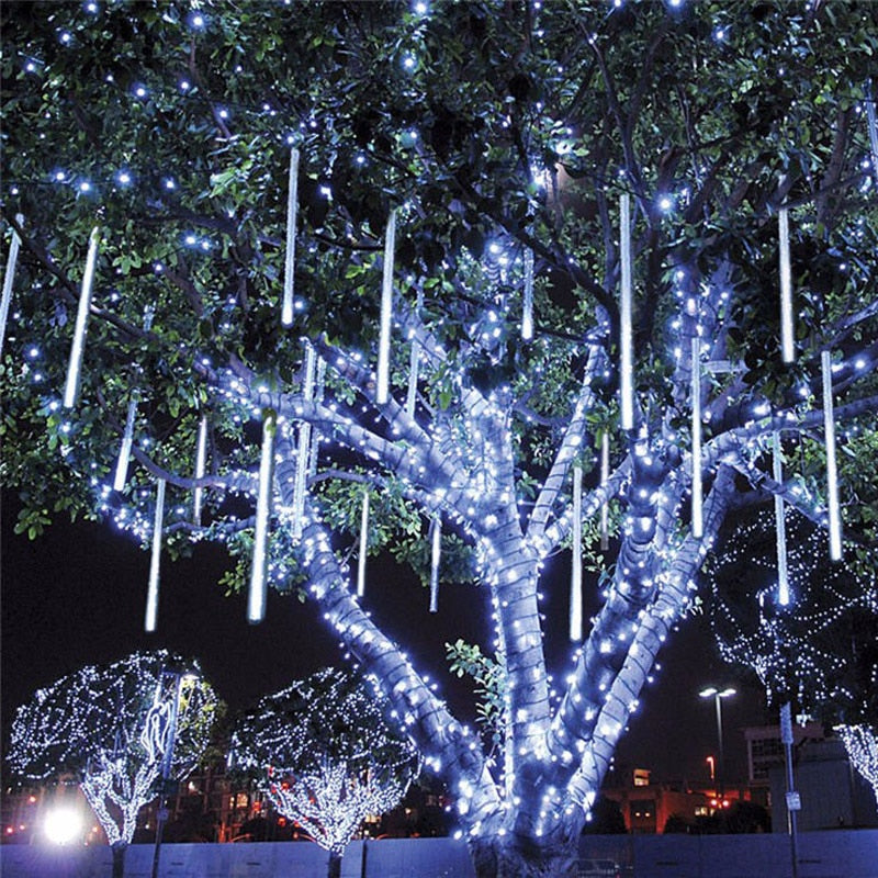 BowLift | Glowing Meteor Icicles with Falling Snow Effect