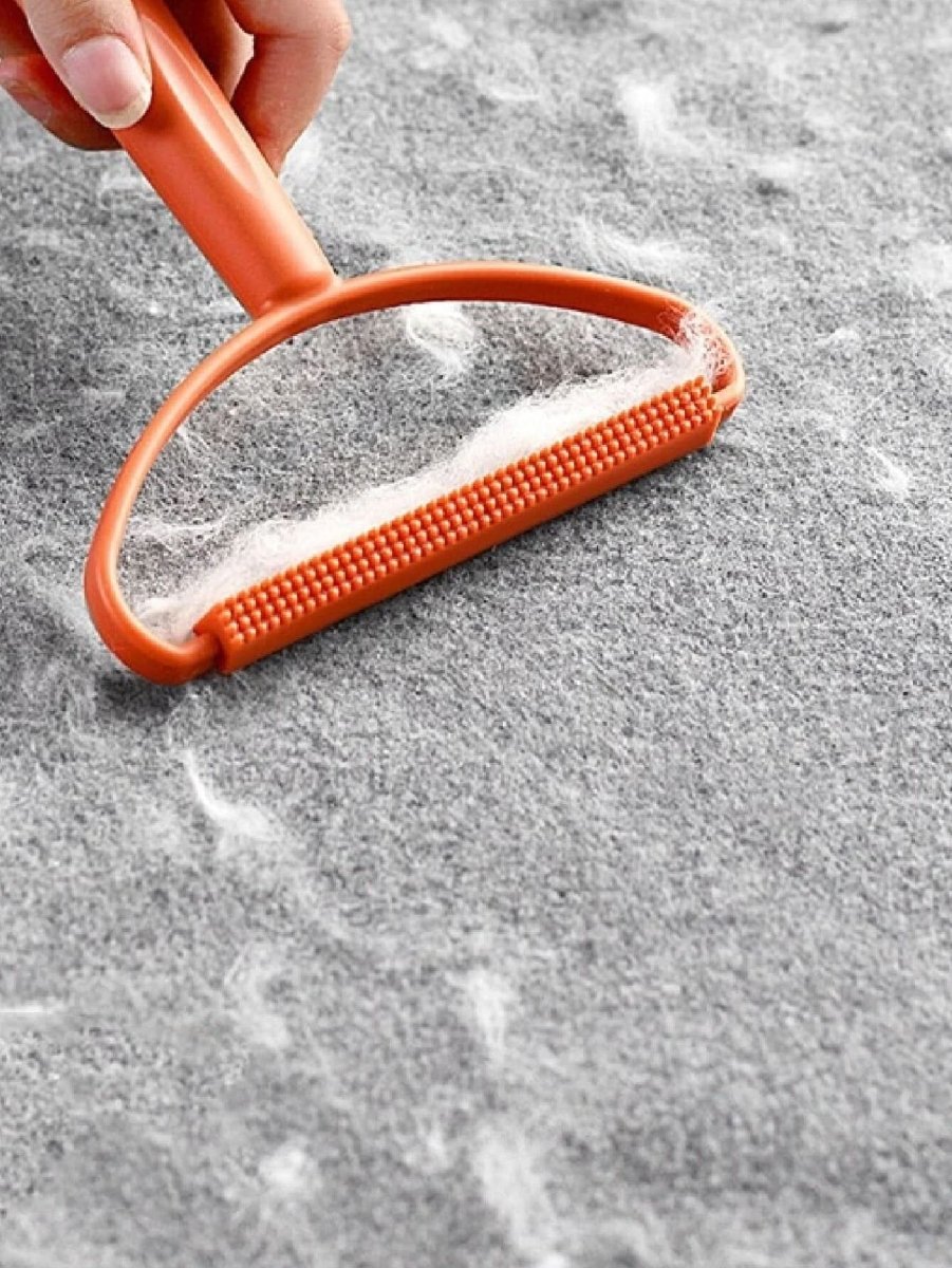 BowLift | Animal hair & lint remover for clothing & furniture