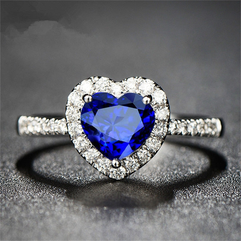 BowLift | Heart Zirconia Ring