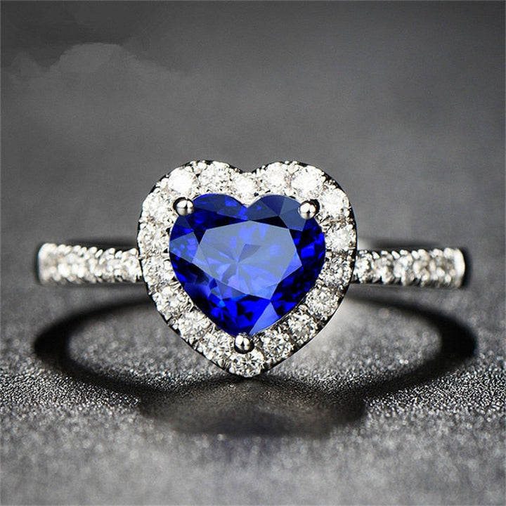 BowLift | Heart Zirconia Ring