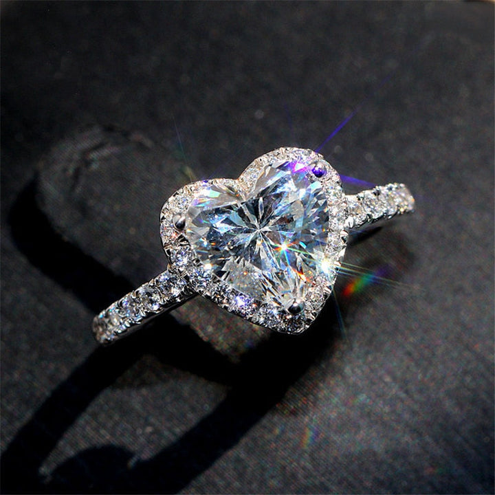BowLift | Heart Zirconia Ring