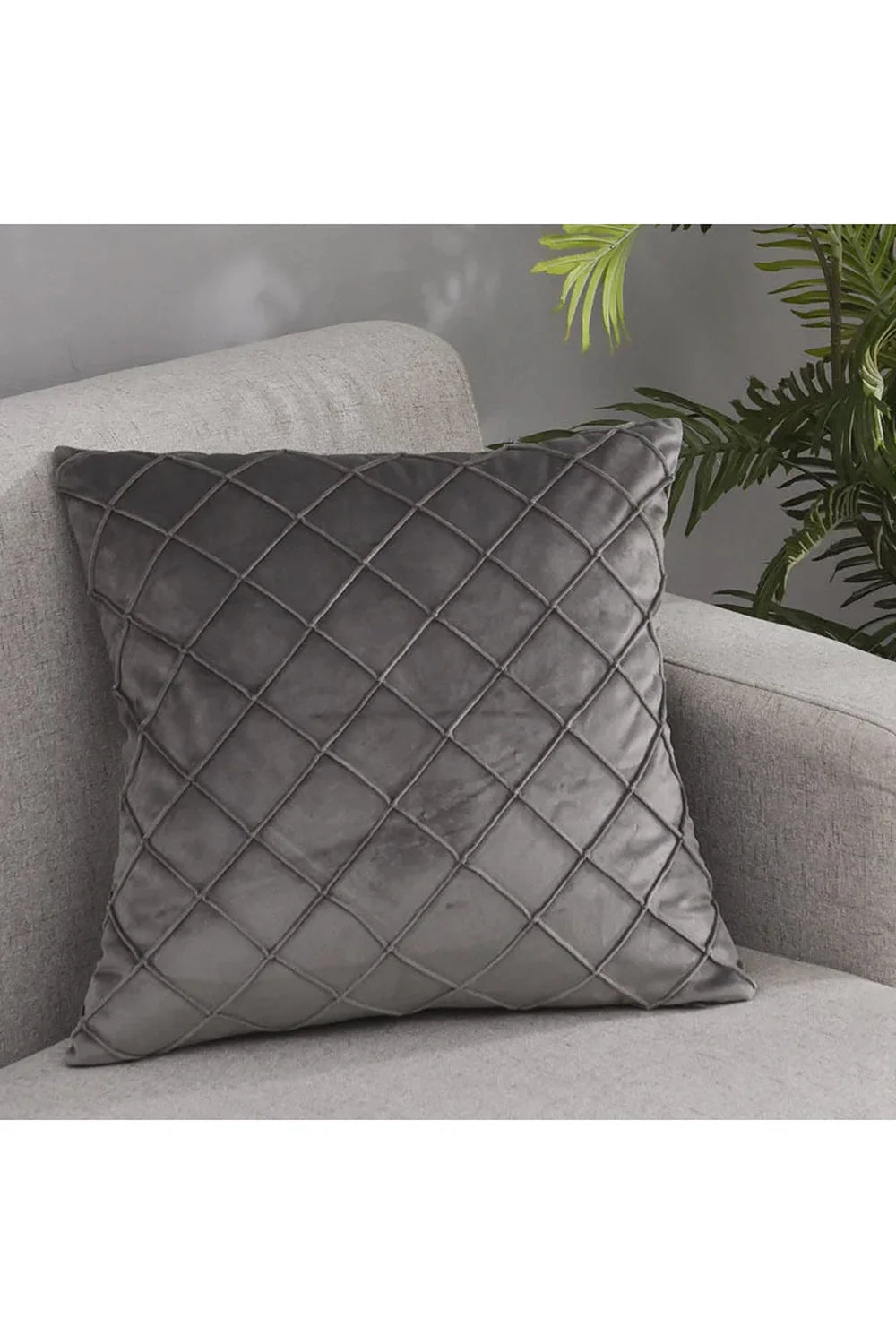 Velvet Decor Pillowcase | Bowlift
