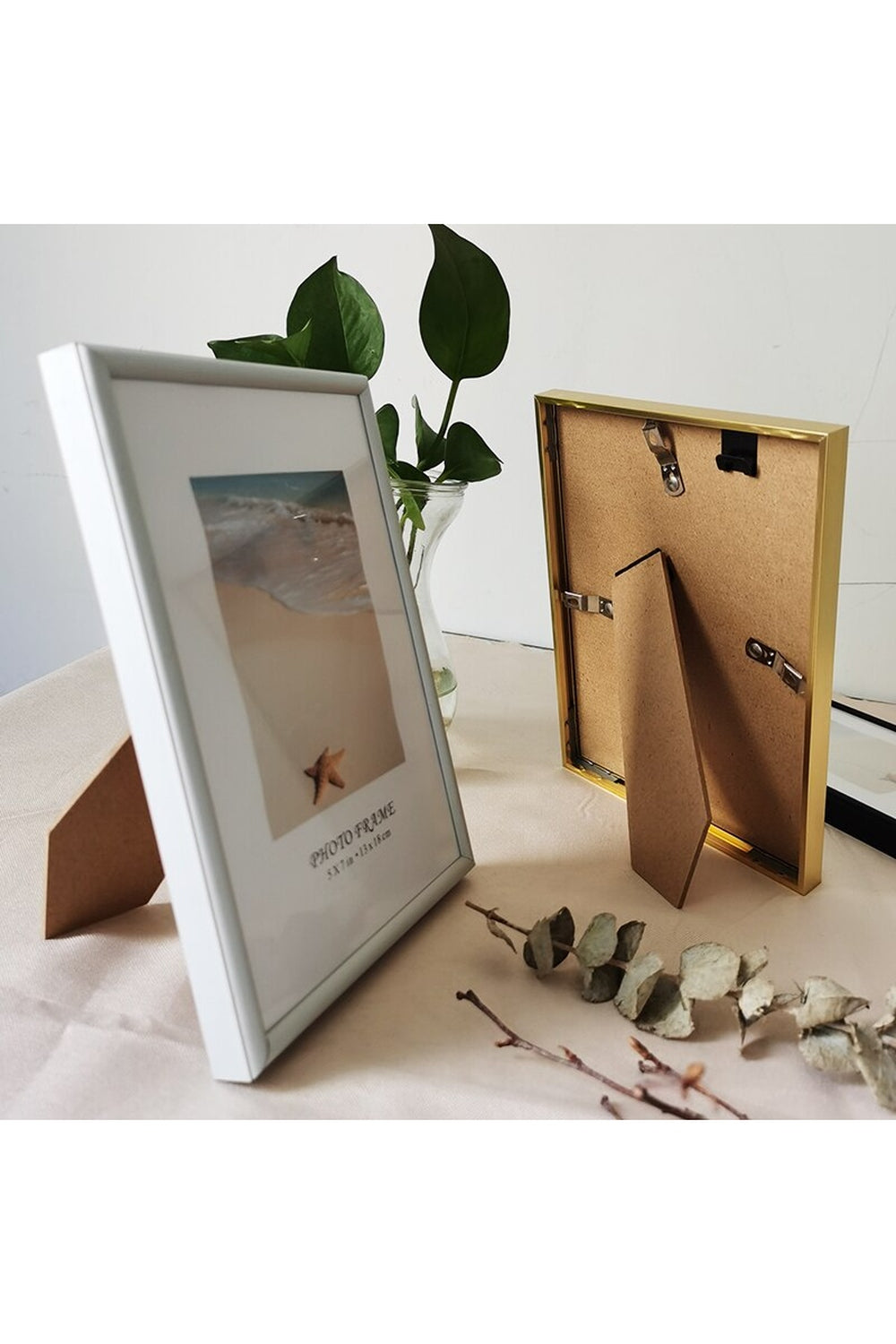 Aluminum photo frame | Bowlift