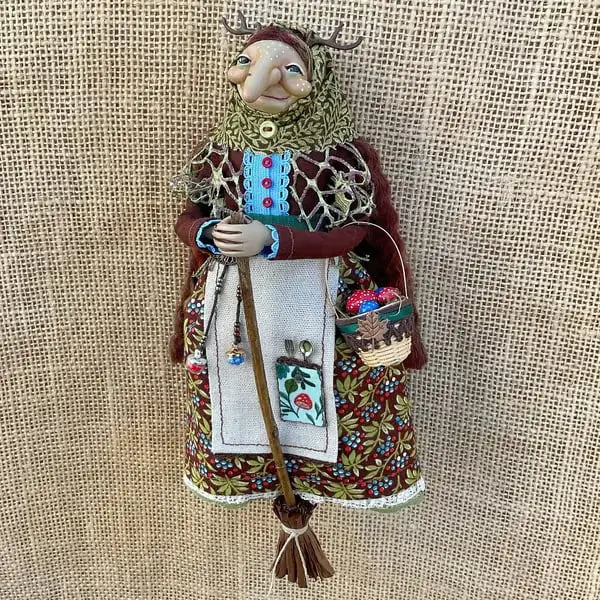 BowLift | Handmade Kitchen Witch – Brings Luck and PRedects Your Home!