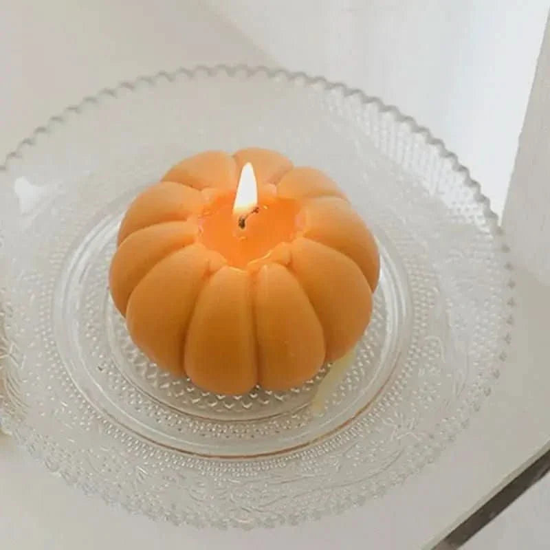 BowLift | Handmade Scented Candle in Pumpkin Shape for Cozy Atmosphere