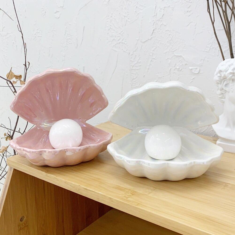 ShellGlow Lamp – Elegant Shell Lighting with Pearl Bowlift