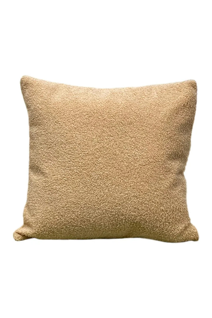 Cozy faux fur pillowcase | Bowlift