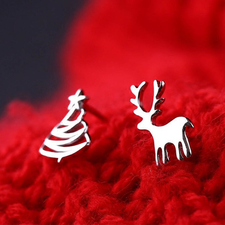 BowLift | Charming Christmas Time Design Earrings