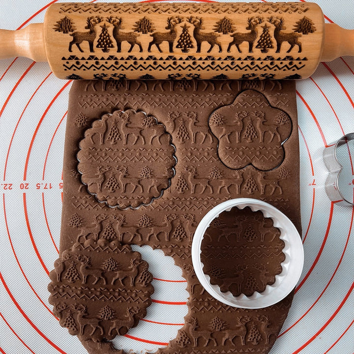 BowLift | Embossed Rolling Pin Christmas Roller | Handmade from Beech Wood | Christmas Designs & Cookie Cutters