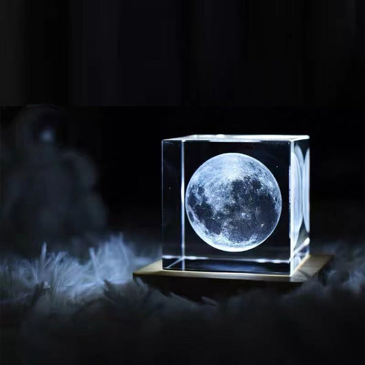 3D Crystal Cube Moon Nightlight | Bowlift