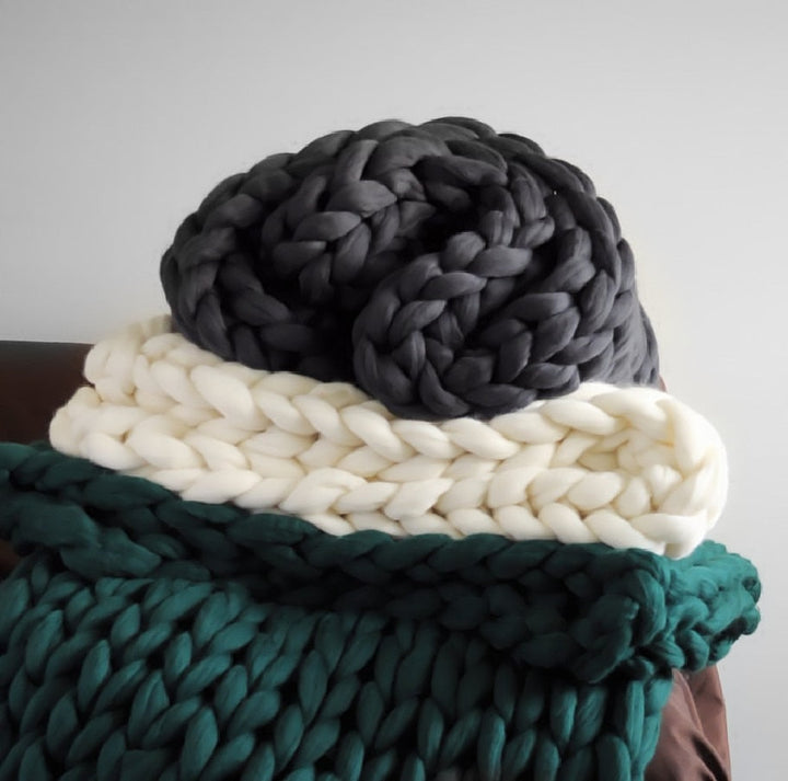 BowLift | Heavy Knit Blanket