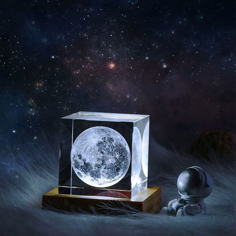3D Crystal Cube Moon Nightlight | Bowlift