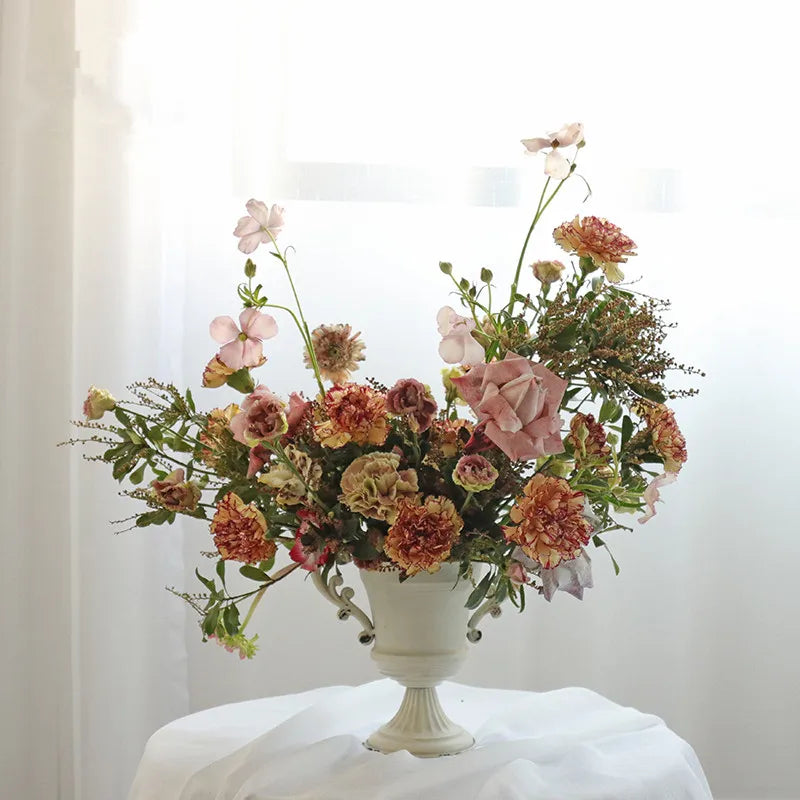 BowLift | European Vintage Chalice Vase Made of Iron