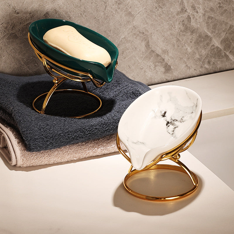 BowLift | Luxurious soap dispenser