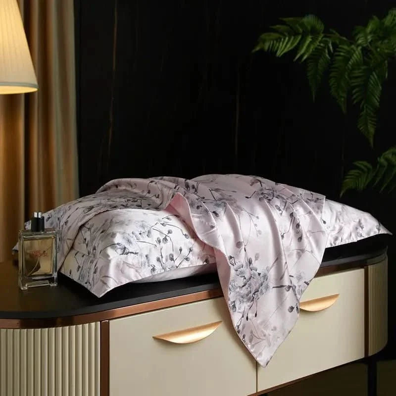 BowLift | Mulberry Silk Pillowcase for Luxurious Sleep