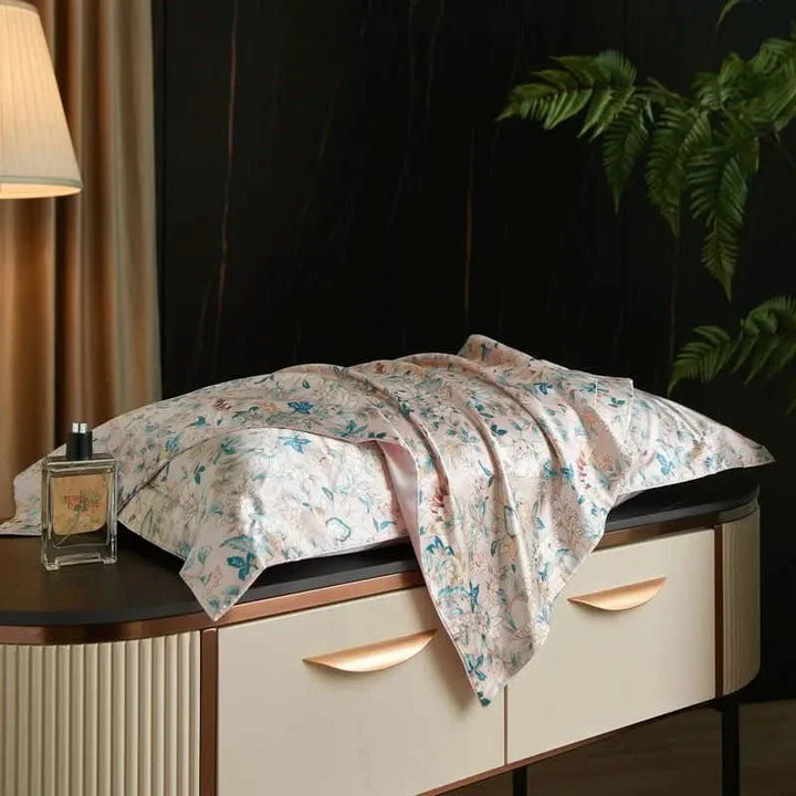 BowLift | Mulberry Silk Pillowcase for Luxurious Sleep