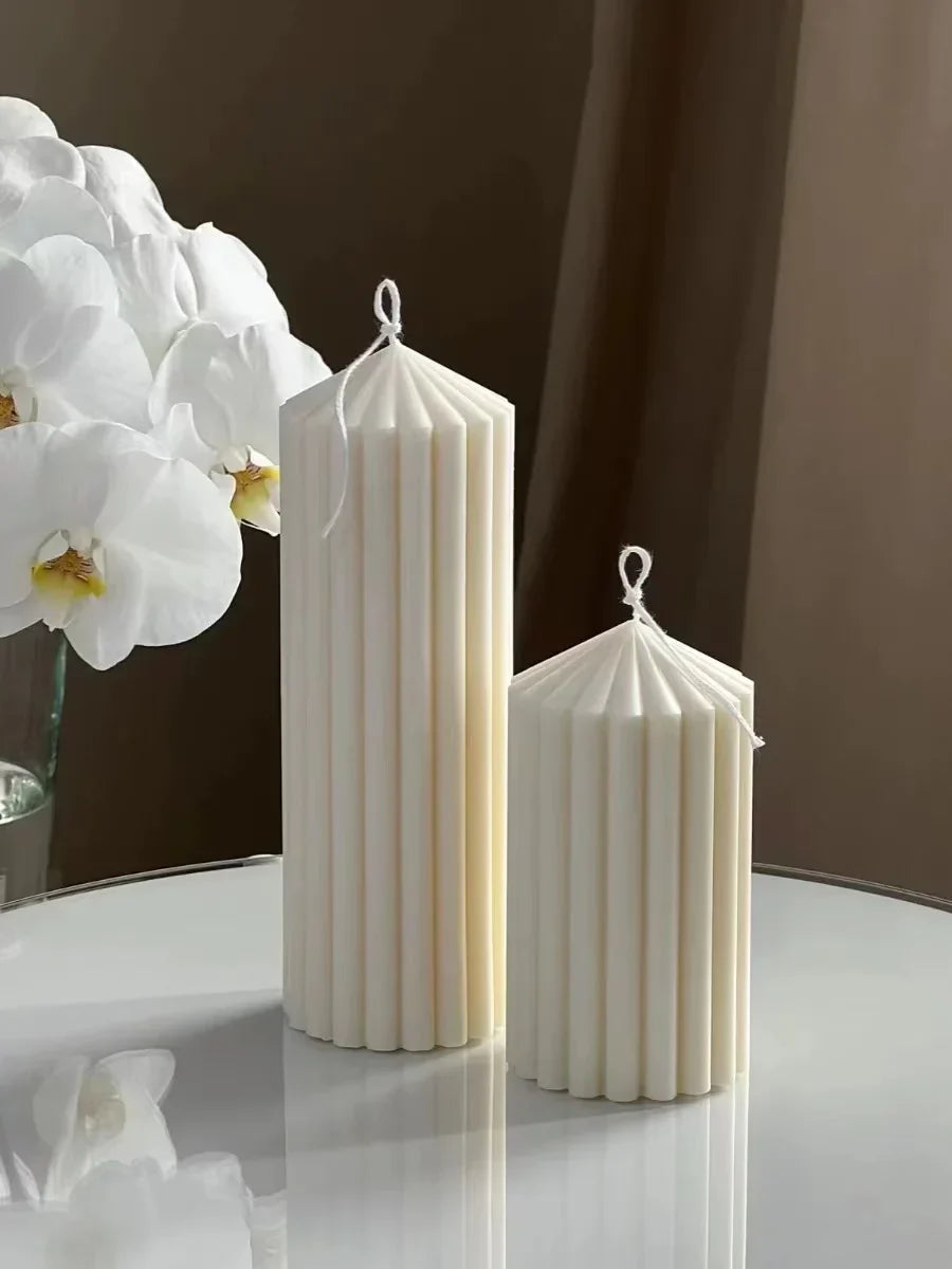 BowLift | Luxurious Aromatic Scented Candle | For lovely scents in the living room