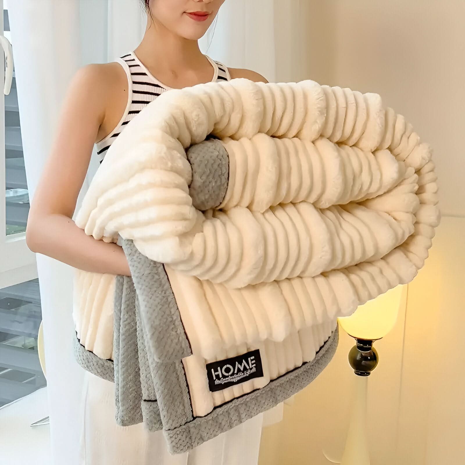 BowLift | FLUFFIQUE - Premium Fluffy Cuddle Blanket