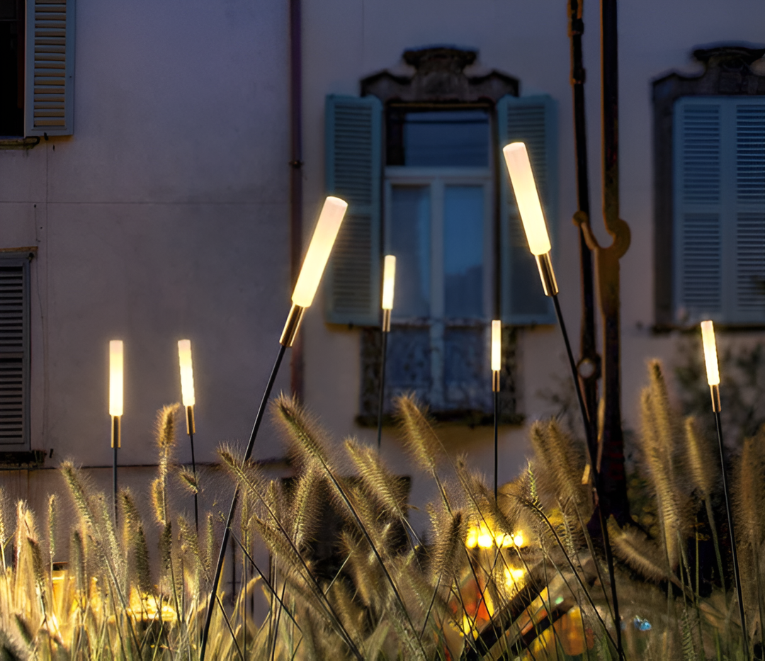 BowLift | Garduru Modern Solar Outdoor LED Lamps – Weather-Resistant Lighting