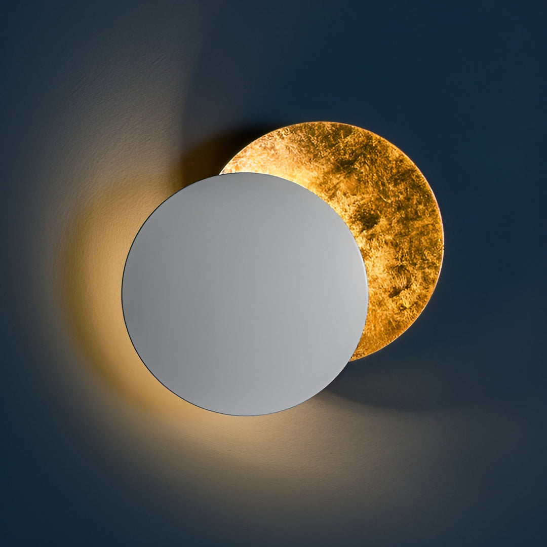 Sonnenstrahl - Elegant LED wall lamp with 360° rotation function for industrial style | Bowlift