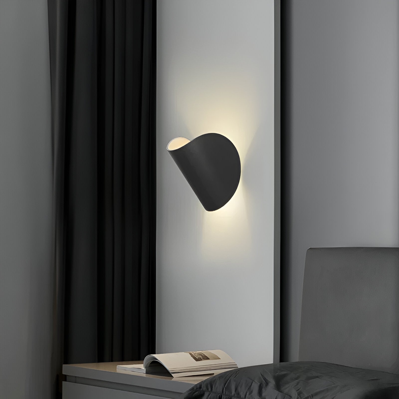 BowLift | Twist Wall Lamp - Rotatable Metal Wall Light - Curve Wall Sconce