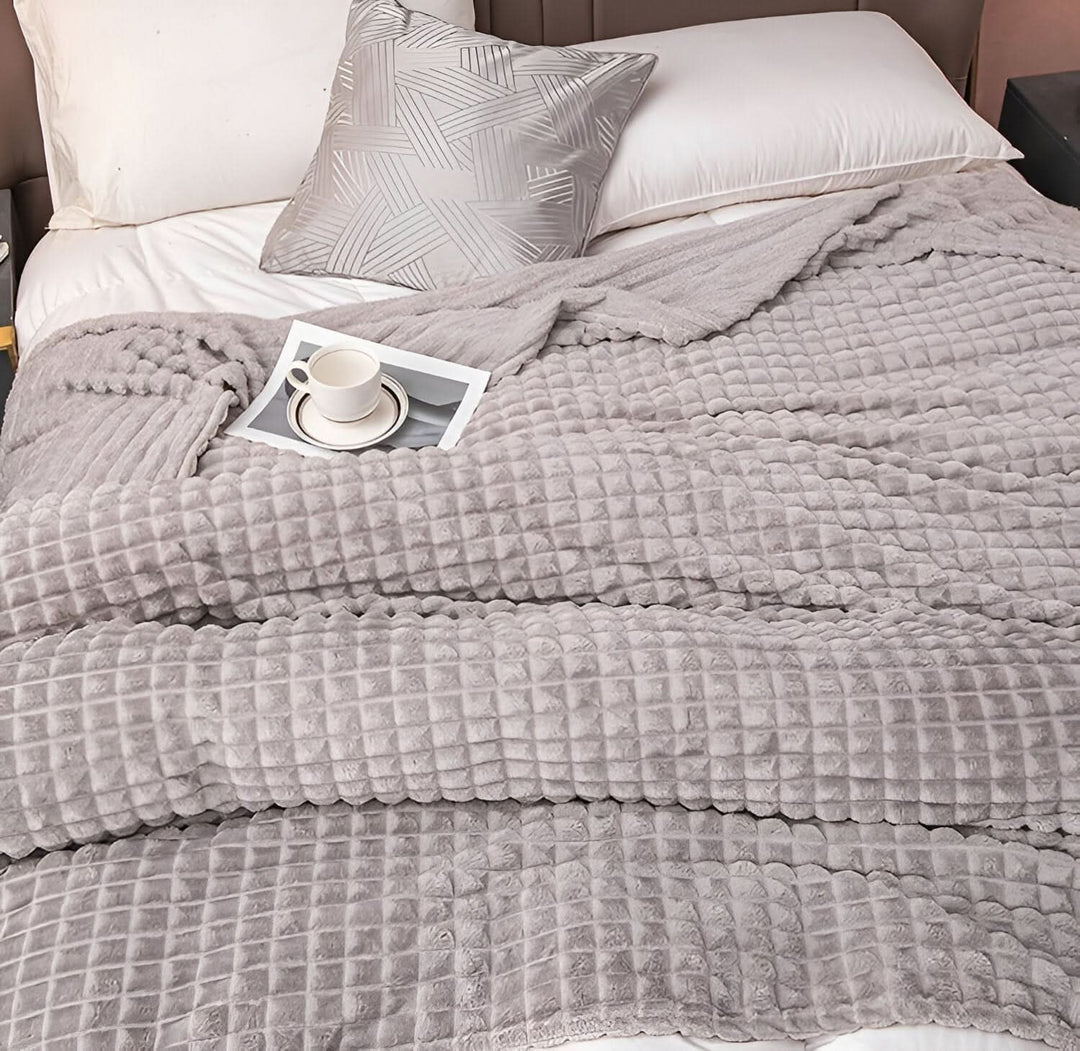 BowLift | CORALWAVE – Ultra-soft Textured Fleece Blanket