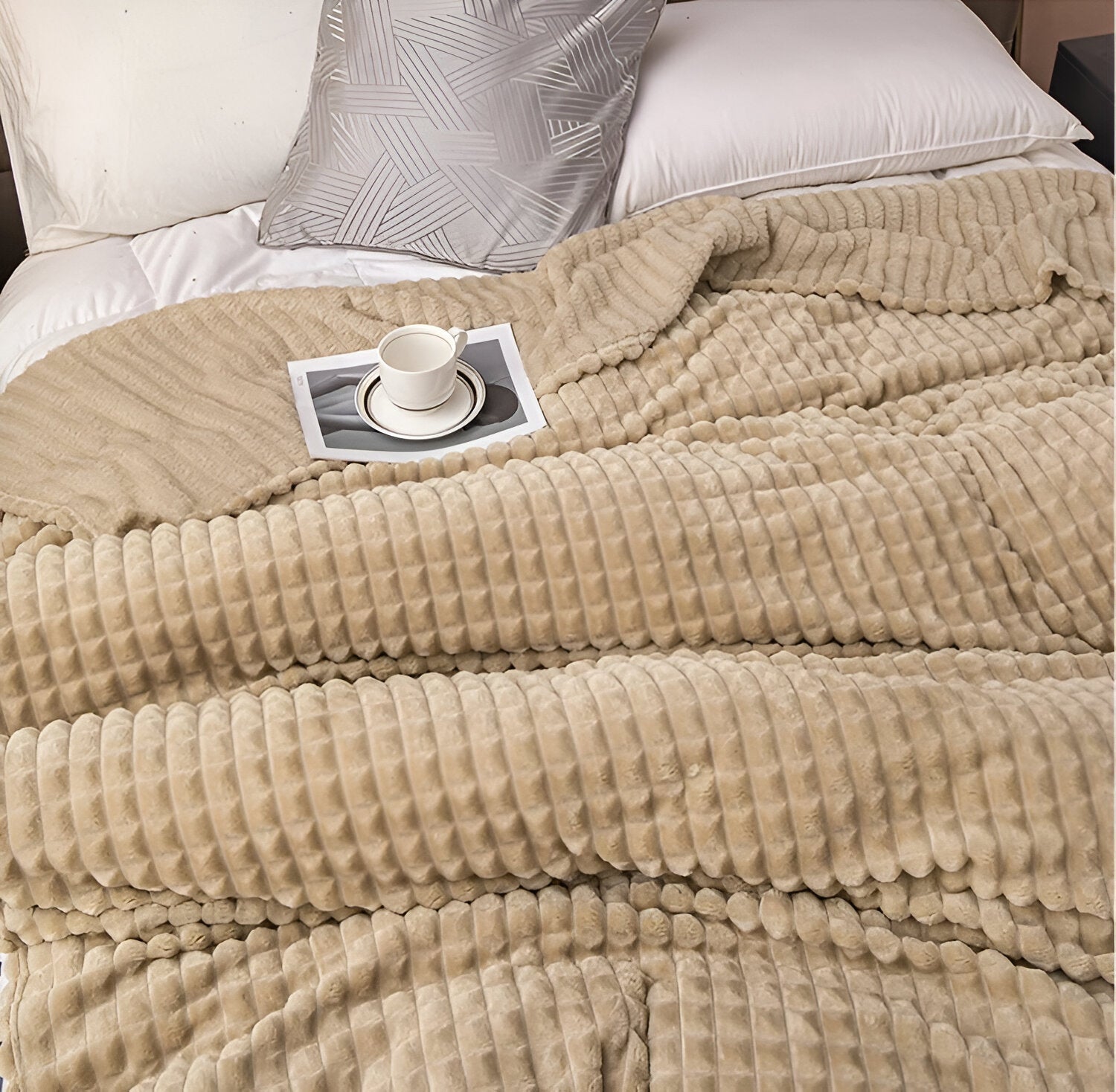 BowLift | EliteWave Plaid - Ultrafluffy structured coral fleece blanket