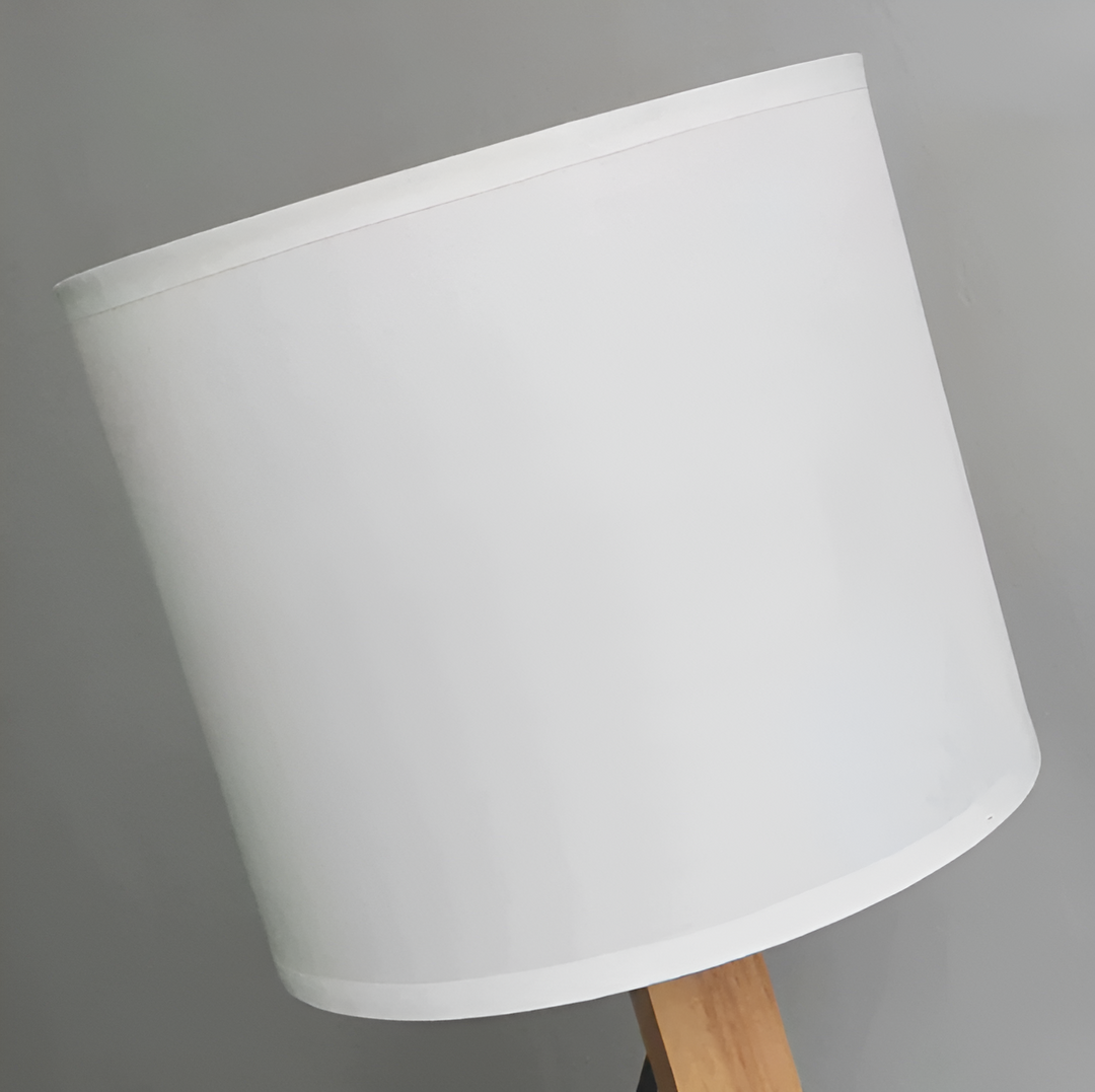 Flexible Robot Desk Lamp Made of Solid Wood – LumoBot | Bowlift