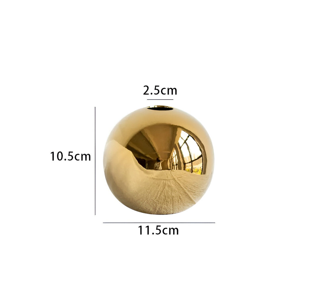 BowLift | Ceramic vase Aurelia Gold | Round shape with gloss finish | Timelessly elegant & versatile | For flowers & decor