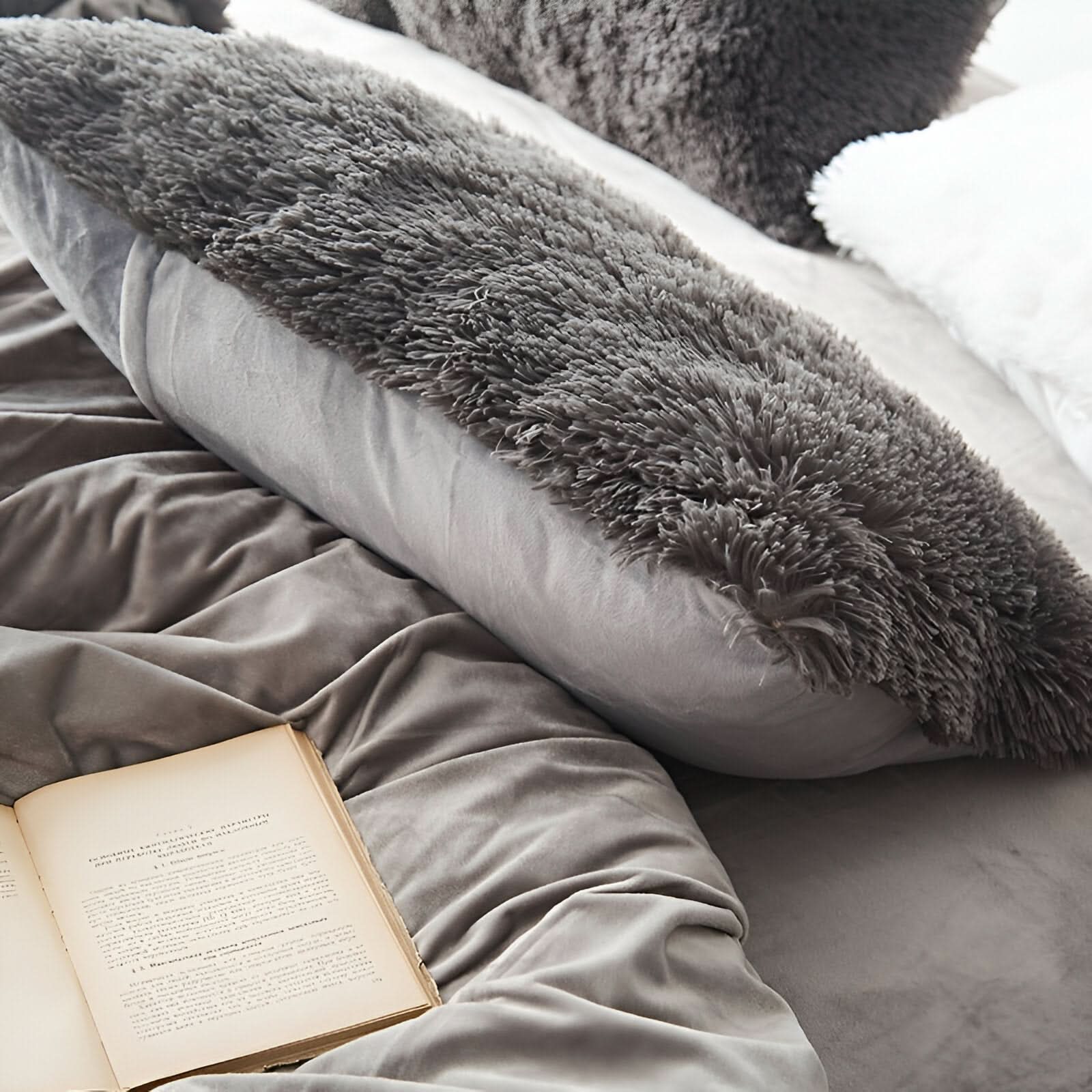 BowLift | FLUFFUREST – Plush Fleece Bedding Set