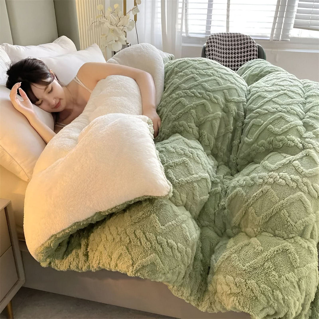 BowLift | SOFTIQUE - VelvetPlush Reversible Duvet Cover