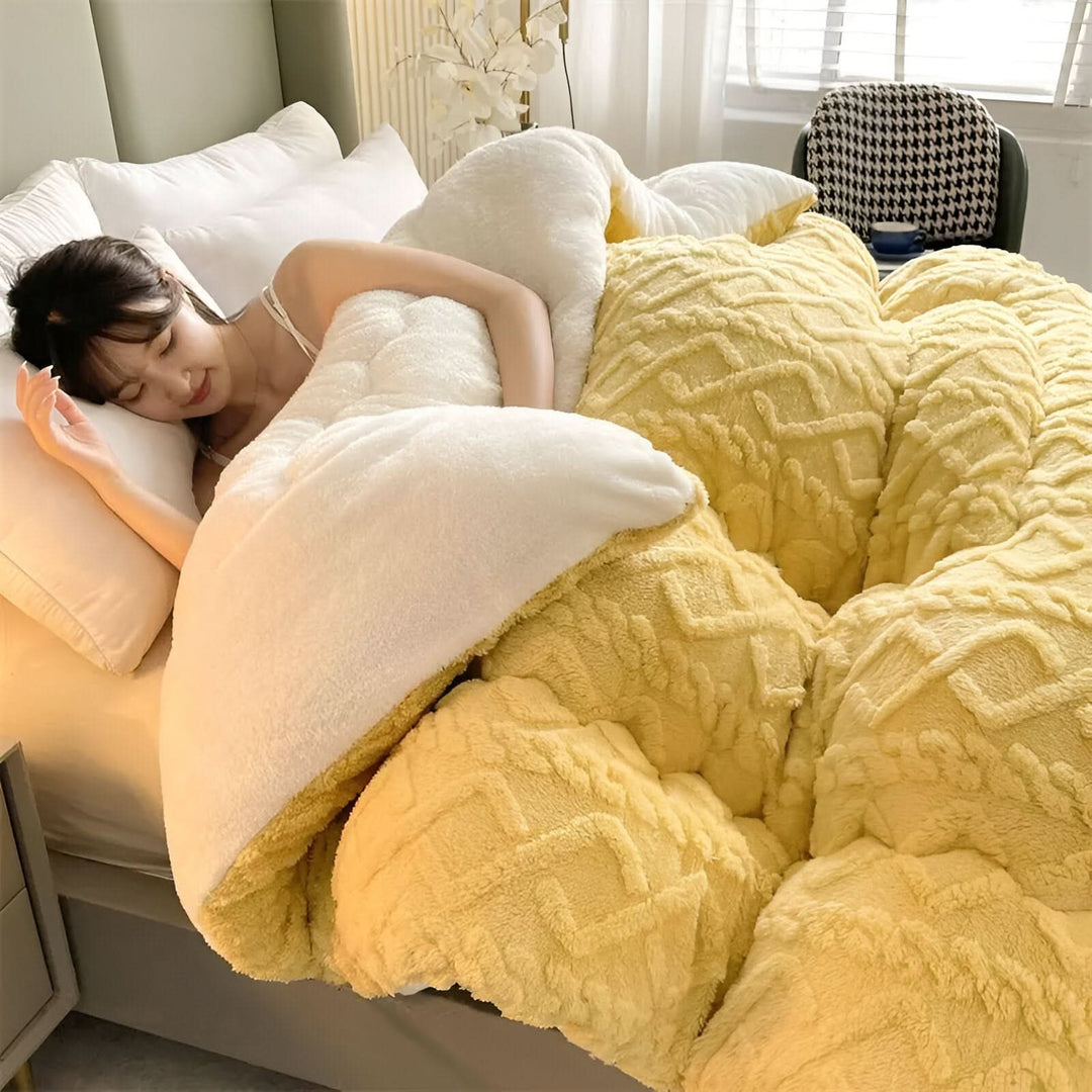 BowLift | SOFTIQUE - VelvetPlush Reversible Duvet Cover