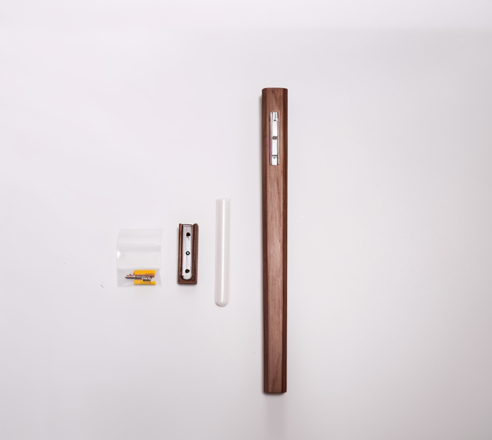 BowLift | FreshFloret Wall-Mounted Wooden Vase – Solid Beech & Walnut Flower Display