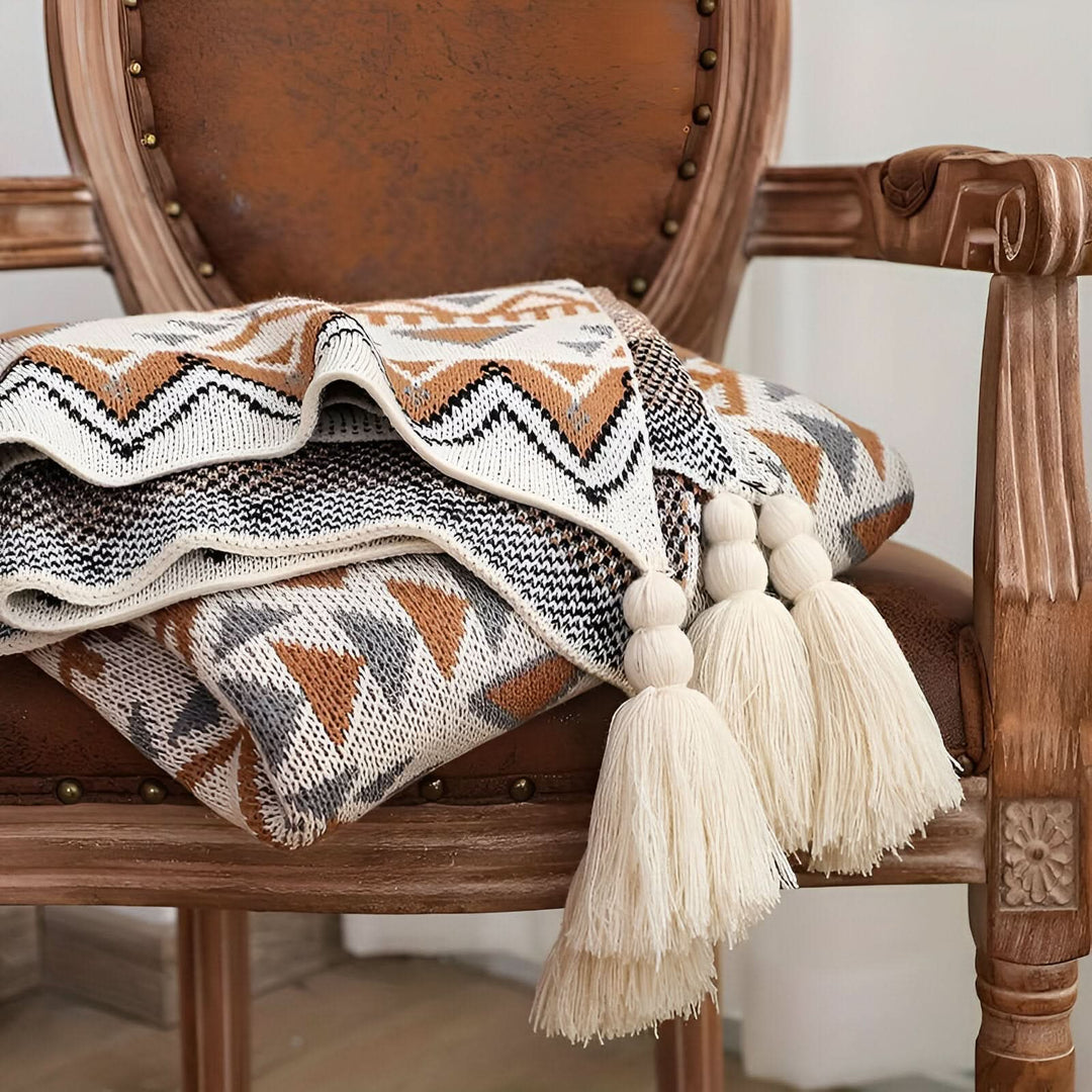 BowLift | VIVIDLOOM – Geometric Boho Fleece Blanket