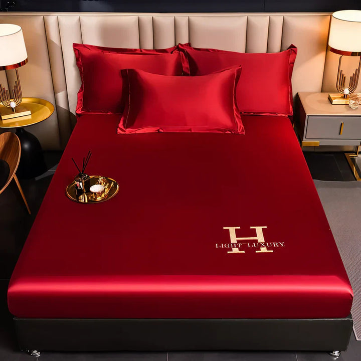 BowLift | Breathable Satin Duvet Cover with Shiny Finish