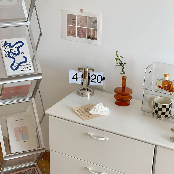 BowLift | Minimalist Flip Clock Automatic Retro Desk Clock