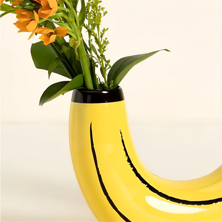 BowLift | Modern Decorative Banana-Shaped Vase
