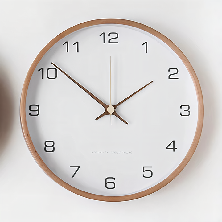 BowLift | Elegant Wall Clock Made of Wood – Silent, Large (30 cm)