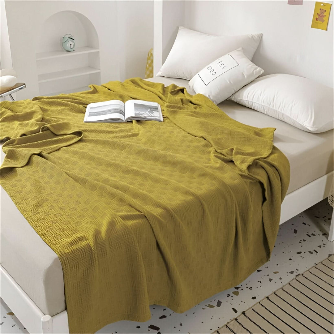 BowLift | LUMINOFT – Breathable knitted cotton blanket