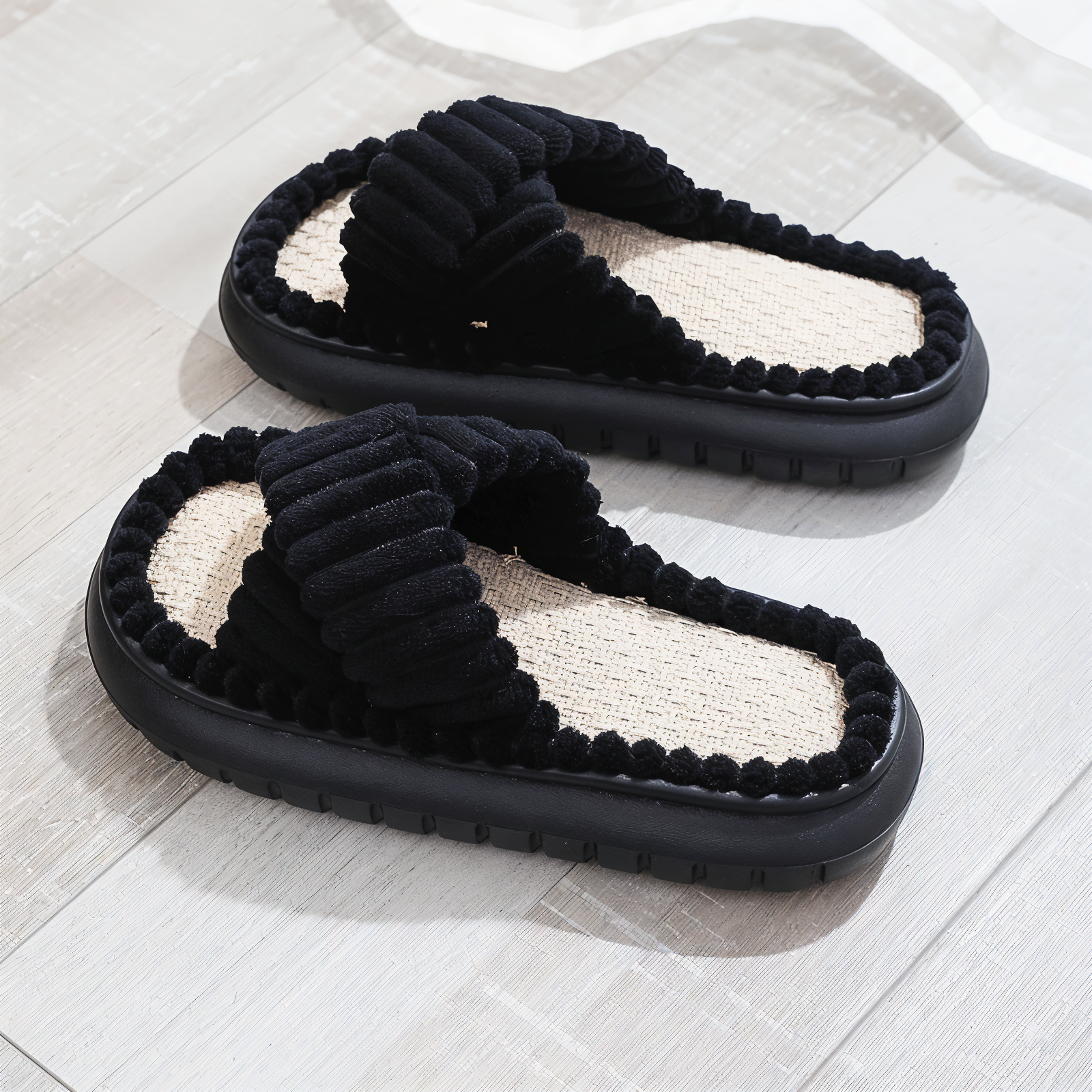 BowLift | Sofie - Lined slippers made of plush with cross band