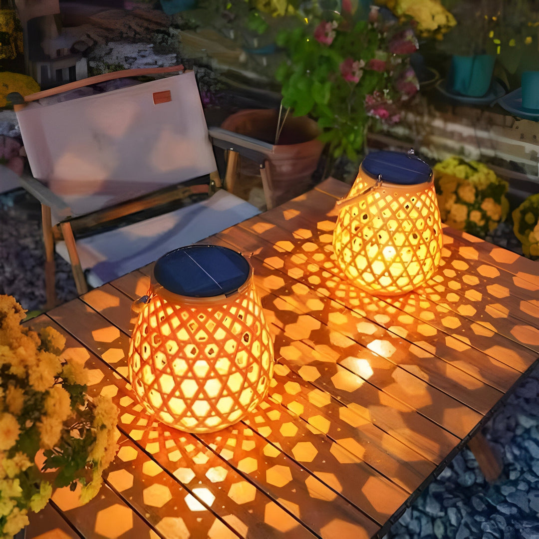 BowLift | Solar Garden Lamp with Braided Bamboo Look